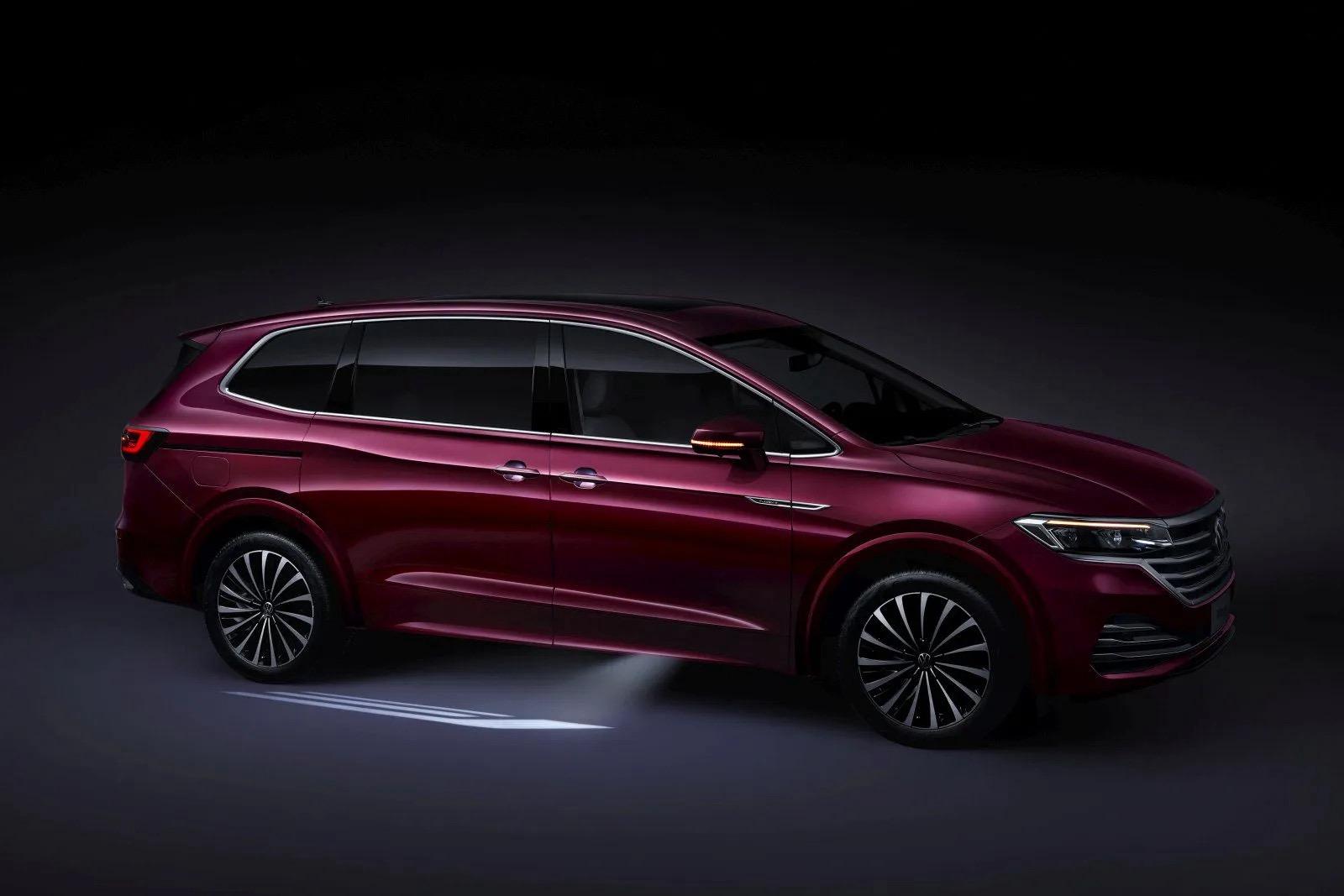 Volkswagen Viloran - Ảnh 6